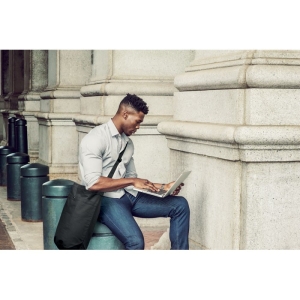 BIMBA COLOUR Drobinis krepšys su ilgu reguliuojamu dirželiu 270 gr/m²