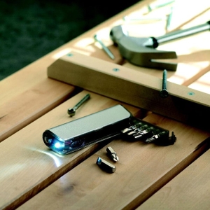 ALUTOOL Multifunkcinis atsuktuvų rinkinys su LED žibintuvėliu