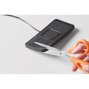 CARPA Neslystantis automobilinis belaidis įkroviklis 15W