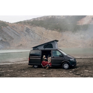 SHERMATT Patogi flisinė antklodė su rankena